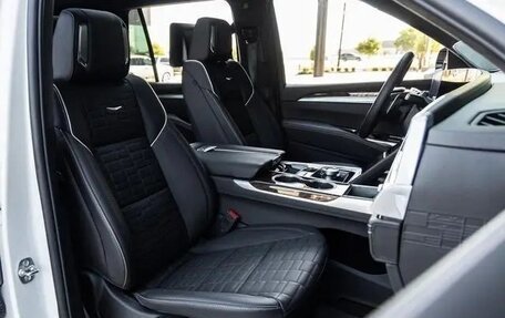 Cadillac Escalade V, 2025 год, 19 000 000 рублей, 27 фотография