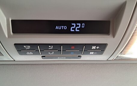 Volkswagen Caravelle T6 рестайлинг, 2016 год, 2 950 000 рублей, 6 фотография