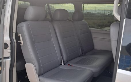 Volkswagen Caravelle T6 рестайлинг, 2016 год, 2 950 000 рублей, 8 фотография