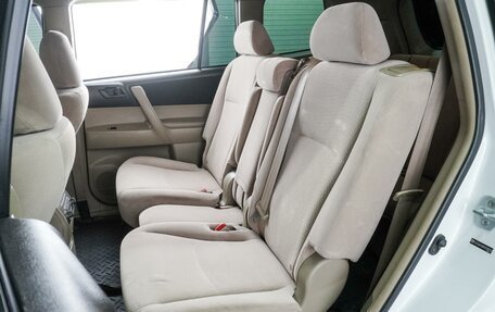 Toyota Highlander III, 2009 год, 1 674 000 рублей, 10 фотография