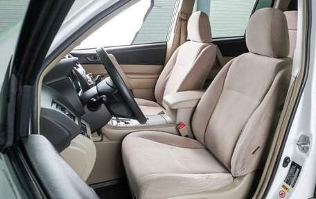 Toyota Highlander III, 2009 год, 1 674 000 рублей, 11 фотография