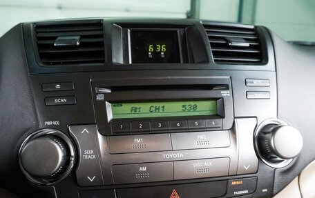 Toyota Highlander III, 2009 год, 1 674 000 рублей, 19 фотография