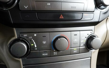 Toyota Highlander III, 2009 год, 1 674 000 рублей, 20 фотография