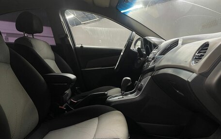 Chevrolet Cruze II, 2013 год, 589 777 рублей, 11 фотография