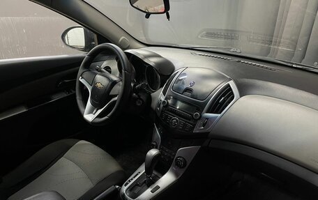 Chevrolet Cruze II, 2013 год, 589 777 рублей, 17 фотография