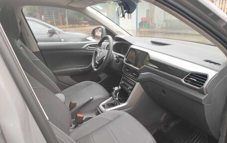 Volkswagen T-Cross I, 2021 год, 1 348 000 рублей, 12 фотография