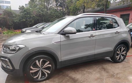 Volkswagen T-Cross I, 2021 год, 1 348 000 рублей, 9 фотография