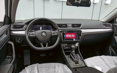 Skoda Superb III рестайлинг, 2025 год, 3 120 000 рублей, 6 фотография