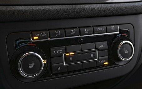 Volkswagen Tiguan I, 2013 год, 2 099 000 рублей, 15 фотография