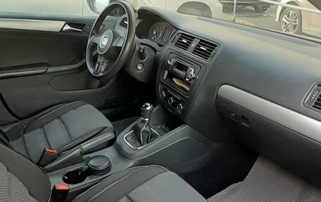 Volkswagen Jetta VI, 2012 год, 1 200 000 рублей, 12 фотография