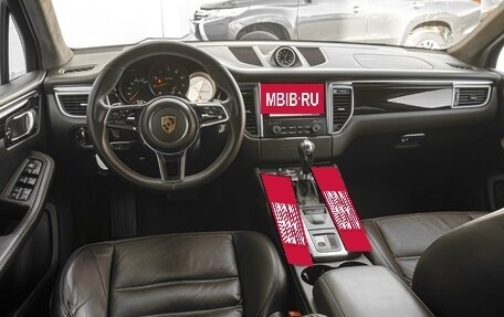 Porsche Macan I рестайлинг, 2017 год, 4 299 000 рублей, 7 фотография