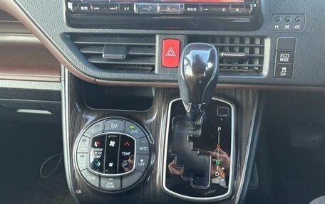 Toyota Esquire I, 2021 год, 2 130 007 рублей, 23 фотография