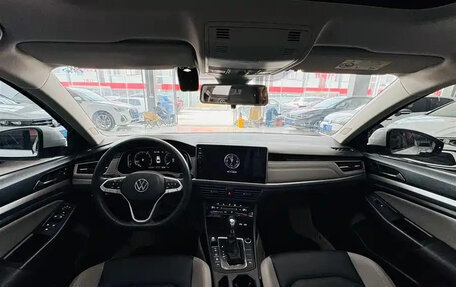 Volkswagen Bora, 2023 год, 1 300 000 рублей, 9 фотография