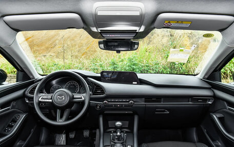 Mazda 3, 2025 год, 1 795 000 рублей, 9 фотография