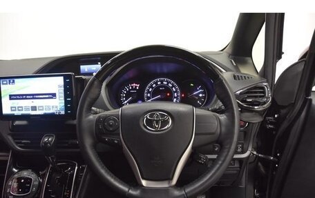 Toyota Esquire I, 2021 год, 1 783 027 рублей, 15 фотография