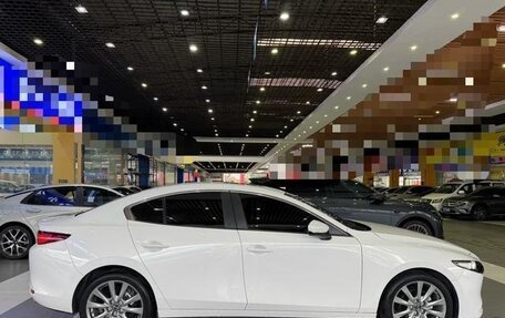 Mazda 3, 2022 год, 1 770 000 рублей, 4 фотография