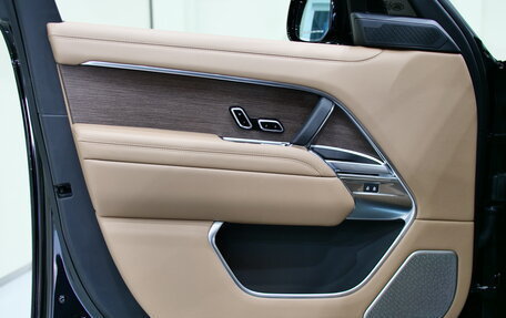 Land Rover Range Rover IV рестайлинг, 2023 год, 26 650 000 рублей, 14 фотография