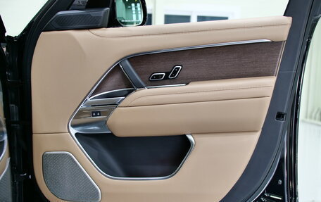Land Rover Range Rover IV рестайлинг, 2023 год, 26 650 000 рублей, 38 фотография