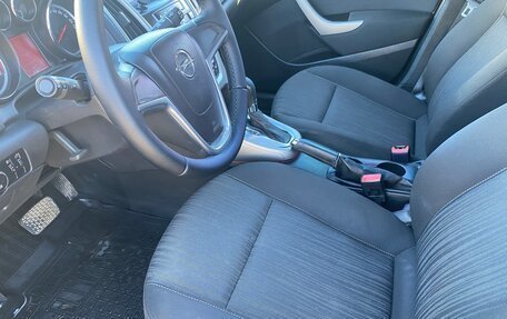 Opel Astra J, 2011 год, 555 000 рублей, 16 фотография