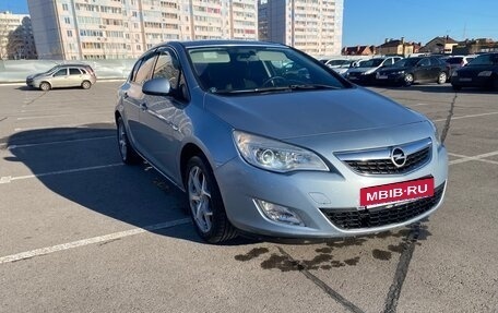 Opel Astra J, 2011 год, 555 000 рублей, 18 фотография