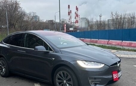 Tesla Model X I, 2018 год, 3 750 000 рублей, 2 фотография