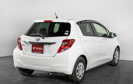 Toyota Vitz, 2015 год, 975 000 рублей, 3 фотография