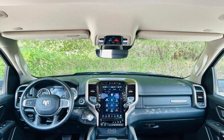 Rambler 1500, 2022 год, 6 500 000 рублей, 13 фотография