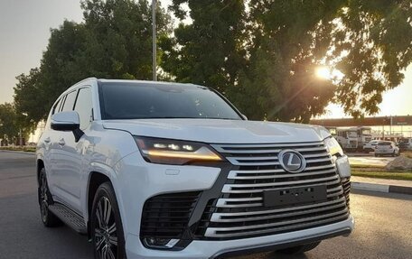 Lexus LX, 2025 год, 20 000 000 рублей, 3 фотография