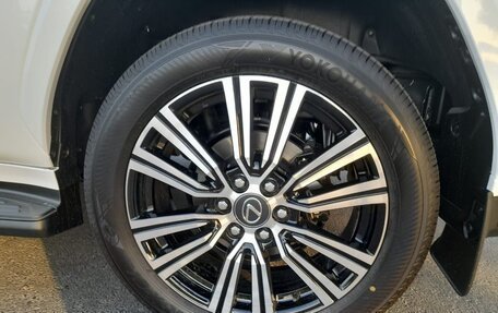 Lexus LX, 2025 год, 20 000 000 рублей, 16 фотография