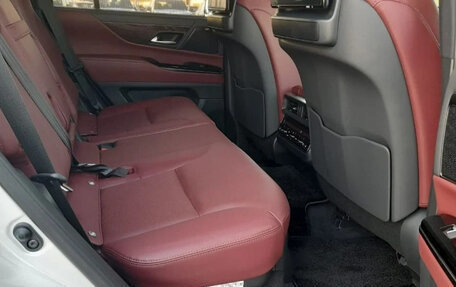 Lexus LX, 2025 год, 20 000 000 рублей, 24 фотография