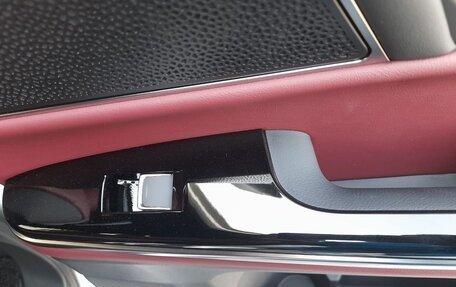 Lexus LX, 2025 год, 20 000 000 рублей, 23 фотография