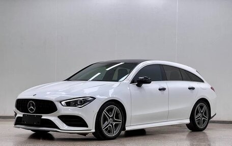 Mercedes-Benz CLA, 2022 год, 2 400 300 рублей, 1 фотография