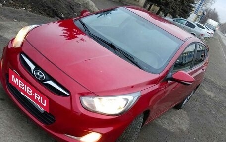 Hyundai Solaris II рестайлинг, 2012 год, 480 000 рублей, 6 фотография