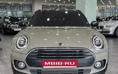 MINI Clubman, 2021 год, 1 810 500 рублей, 2 фотография