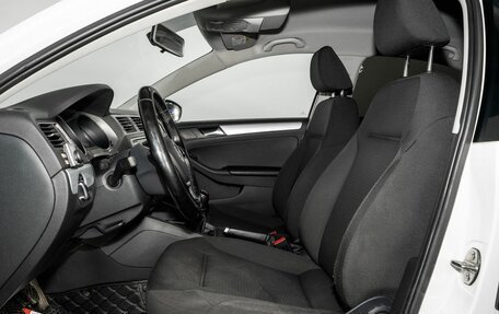 Volkswagen Jetta VI, 2017 год, 980 000 рублей, 6 фотография