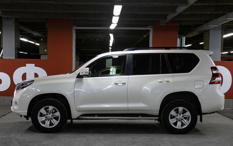 Toyota Land Cruiser Prado 150 рестайлинг 2, 2016 год, 3 549 000 рублей, 8 фотография