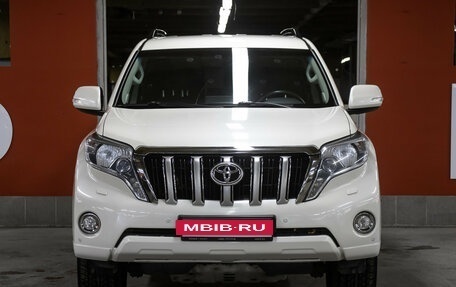 Toyota Land Cruiser Prado 150 рестайлинг 2, 2016 год, 3 549 000 рублей, 2 фотография