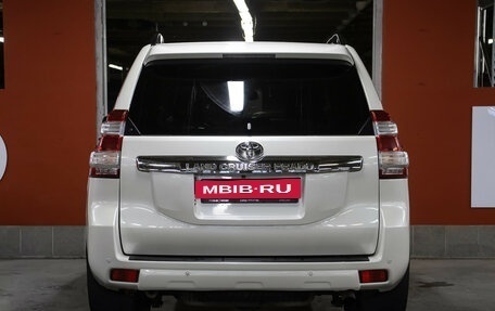 Toyota Land Cruiser Prado 150 рестайлинг 2, 2016 год, 3 549 000 рублей, 6 фотография