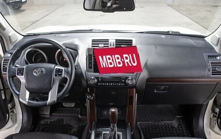 Toyota Land Cruiser Prado 150 рестайлинг 2, 2016 год, 3 549 000 рублей, 14 фотография