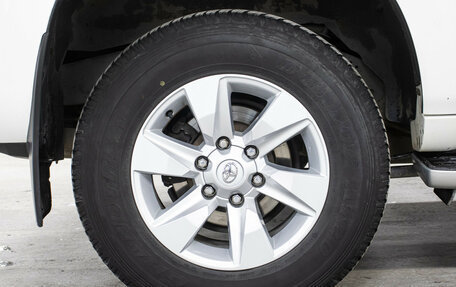 Toyota Land Cruiser Prado 150 рестайлинг 2, 2016 год, 3 549 000 рублей, 23 фотография