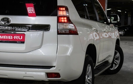 Toyota Land Cruiser Prado 150 рестайлинг 2, 2016 год, 3 549 000 рублей, 22 фотография