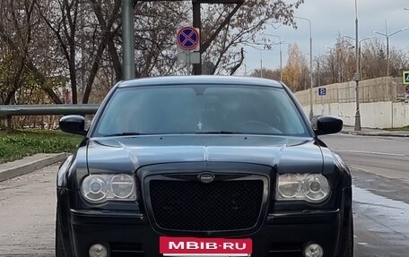 Chrysler 300C II, 2006 год, 3 300 000 рублей, 3 фотография
