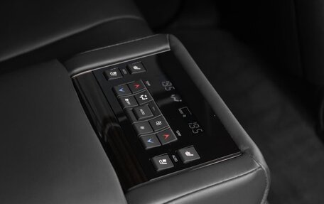 Lexus LX III, 2018 год, 8 899 999 рублей, 16 фотография