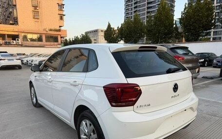 Volkswagen Polo, 2021 год, 1 000 000 рублей, 5 фотография