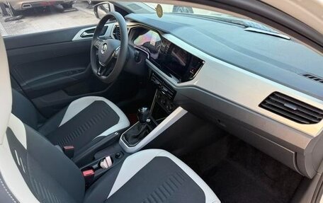 Volkswagen Polo, 2021 год, 1 000 000 рублей, 11 фотография