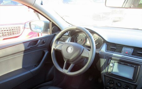 Skoda Rapid I, 2015 год, 850 000 рублей, 12 фотография