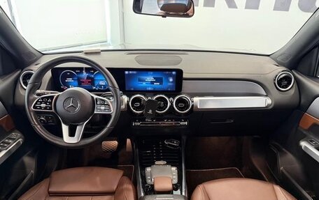 Mercedes-Benz GLB, 2022 год, 2 460 500 рублей, 8 фотография