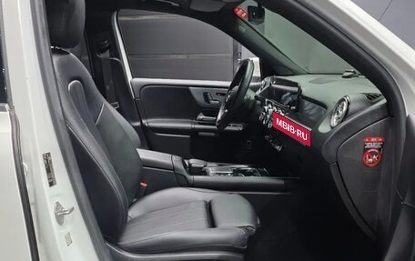 Mercedes-Benz GLB, 2022 год, 2 933 900 рублей, 16 фотография