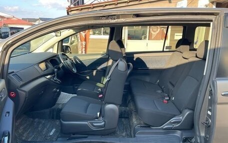 Toyota ISis I, 2015 год, 5 фотография