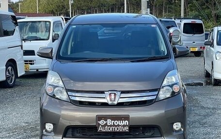 Toyota ISis I, 2015 год, 2 фотография